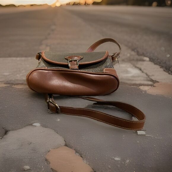 E Spirit Cross body Purse - Picture 3 of 4